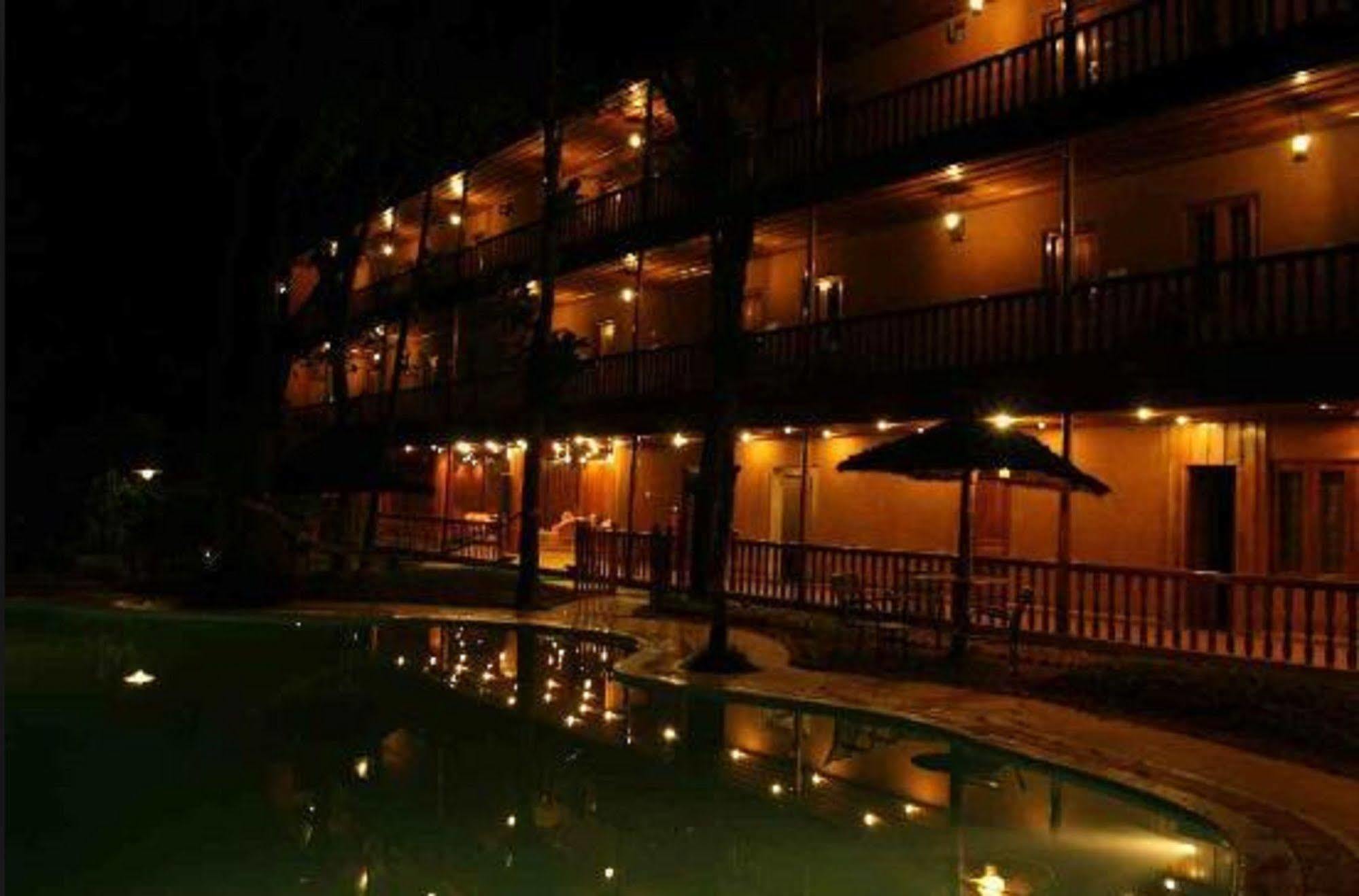 Woods N Spice - Thekkady Kumily Exterior foto